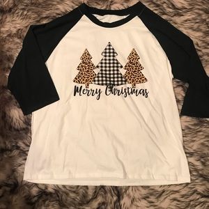 Green and white Christmas tee